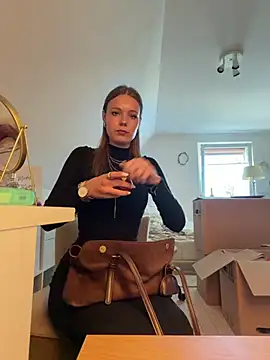 Вебкам-шоу SophiaWestend