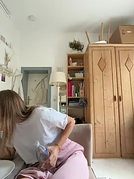 SophiaWestend webcam show