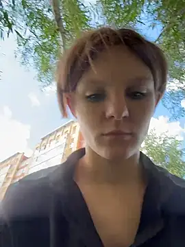 NinaParrin Webbikameraesitys