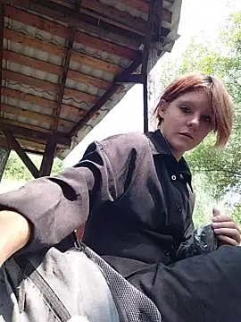 NinaParrin Webbikameraesitys