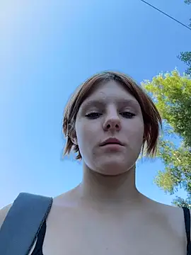 Chat +18 de NinaParri ao vivo