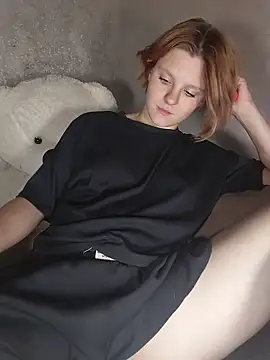 NinaParri Adlı Modelin Canlı XXX Sohbeti