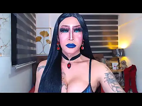 Show modela DominateMistressTania na web-kameri