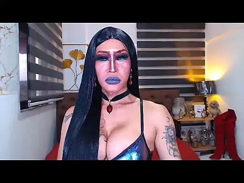 Show modela DominateMistressTania na web-kameri