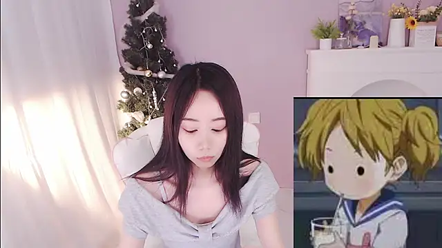 hall-33's Webcam Show