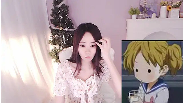 hall-33's Webcam Show