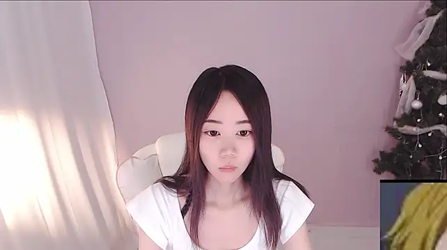 hall-33 在線直播表演