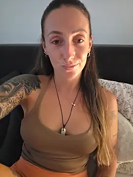 NicoleKaiser's Live XXX Chat