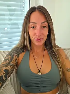 NicoleKaiser's Webcam Show
