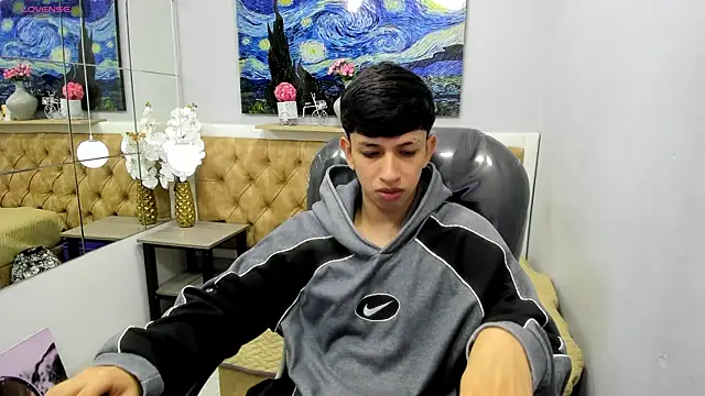 AdrianFranko Webcamshow