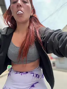 Show de Scarlett_tour na webcam