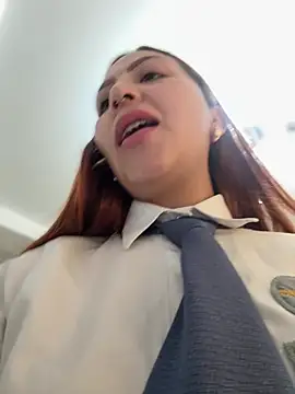 הופעת וובקאם של Lux_Scarlett