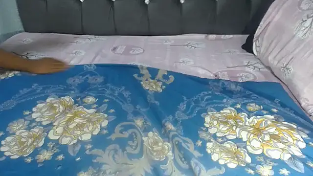 BootySoYummyX Adlı Modelin Canlı Sohbet Odası