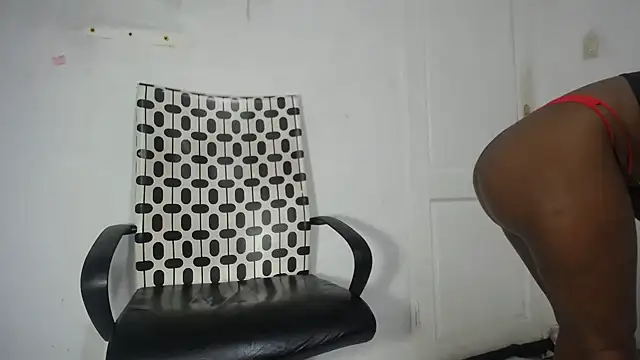 BootySoYummyX XXX чат на живо