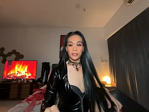 הופעת וובקאם של MistressViper28