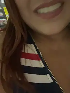 Jadeelara 실시간 채팅방