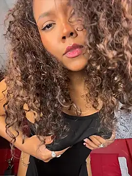 Show de CurlyOopsieXXX na webcam