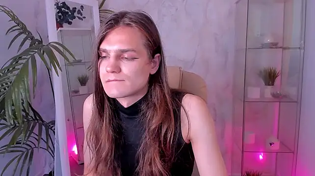 WillFobos Show in webcam
