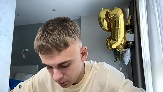SoloFury Show Webcam