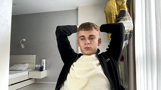 Вебкам-шоу SoloFury