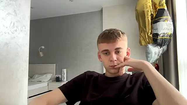 SoloFury – webcam-show