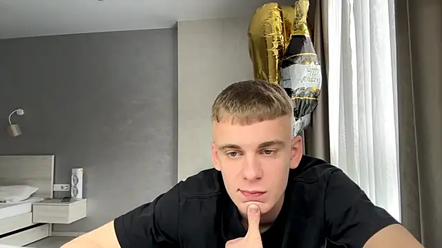 SoloFuryn Webbikameraesitys