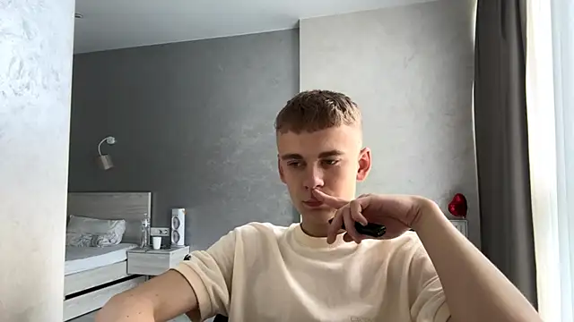 Вебкам-шоу SoloFury