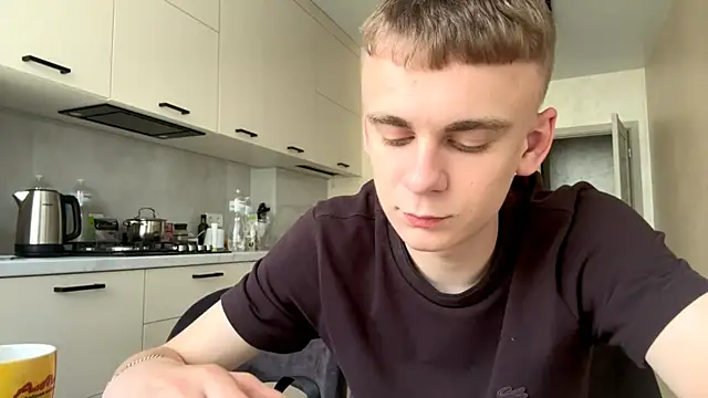 Вебкам-шоу SoloFury