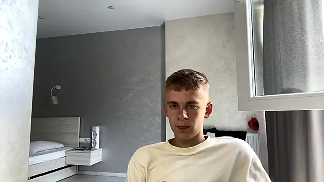 SoloFury Webcam Show