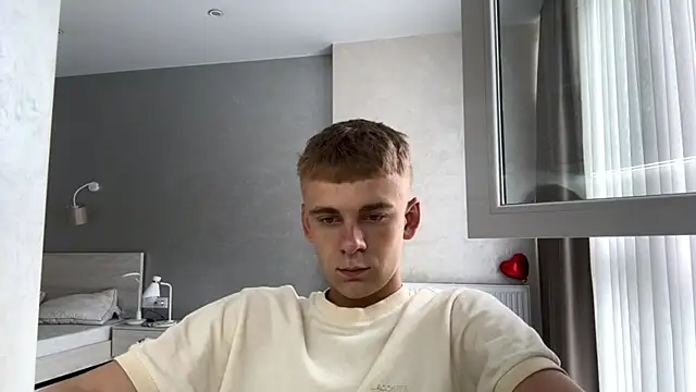 Вебкам-шоу SoloFury