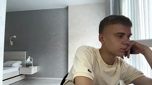 Вебкам-шоу SoloFury