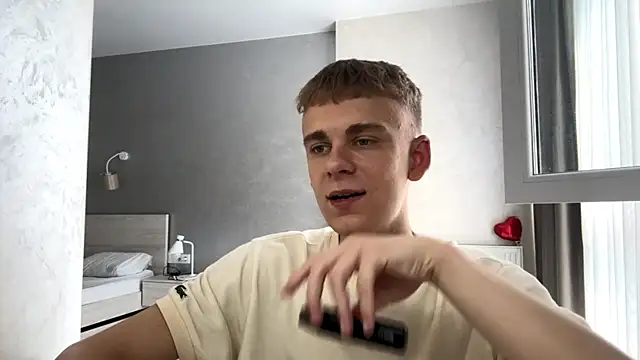 Вебкам-шоу SoloFury