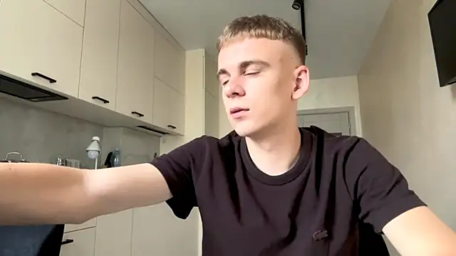SoloFury Webcam Show