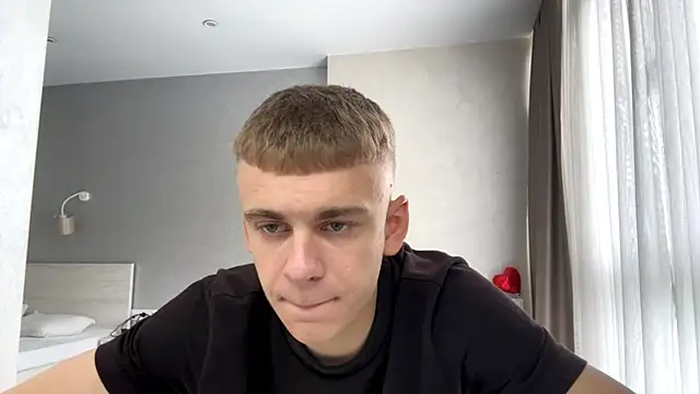 Вебкам-шоу SoloFury