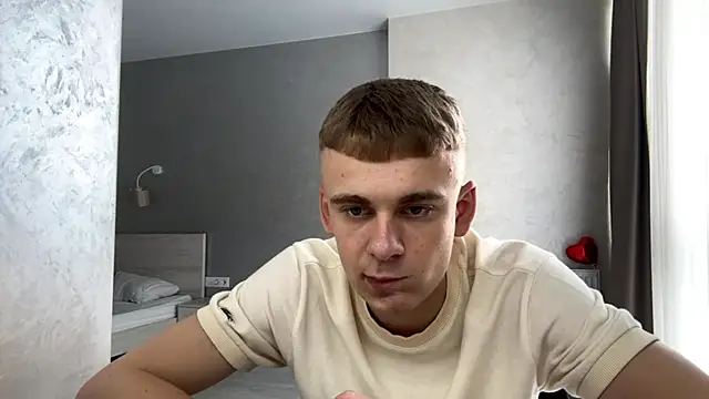 Вебкам-шоу SoloFury