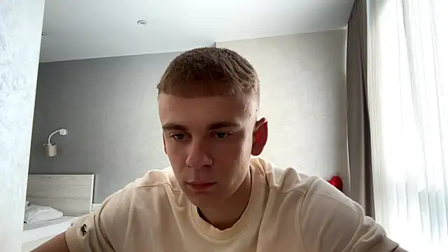 Вебкам-шоу SoloFury