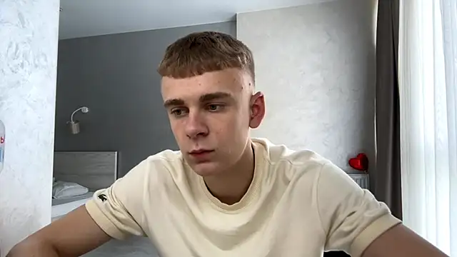 SoloFury Webcam show