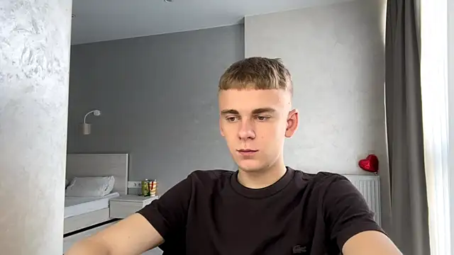 Вебкам-шоу SoloFury