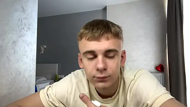 Вебкам-шоу SoloFury