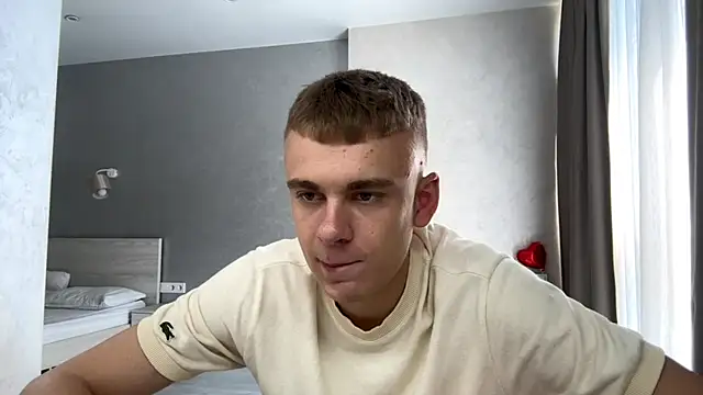Вебкам-шоу SoloFury