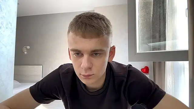 Вебкам-шоу SoloFury