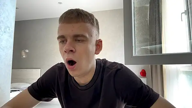 Вебкам-шоу SoloFury
