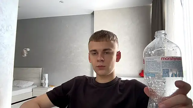 Вебкам-шоу SoloFury