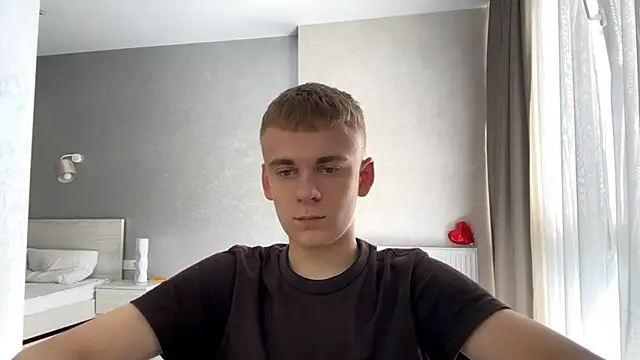 Вебкам-шоу SoloFury