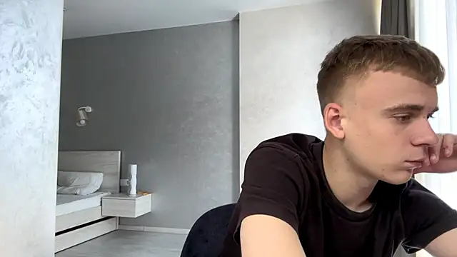 SoloFury Шоу с уебкамера