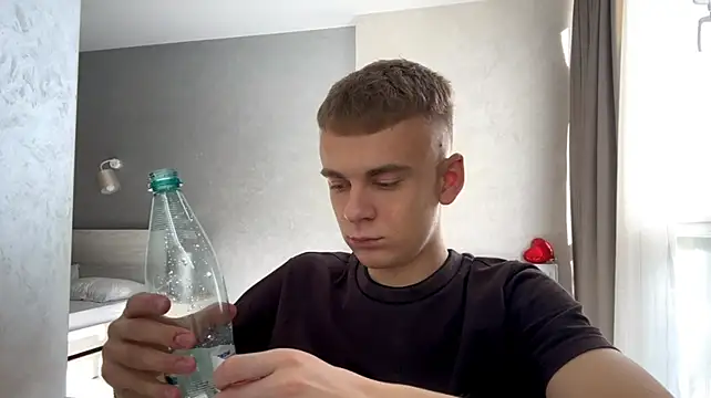 Вебкам-шоу SoloFury