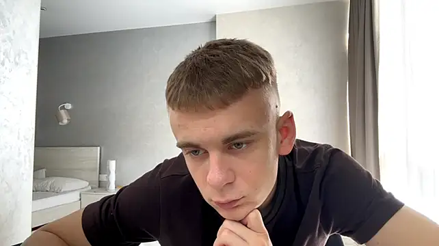 Вебкам-шоу SoloFury