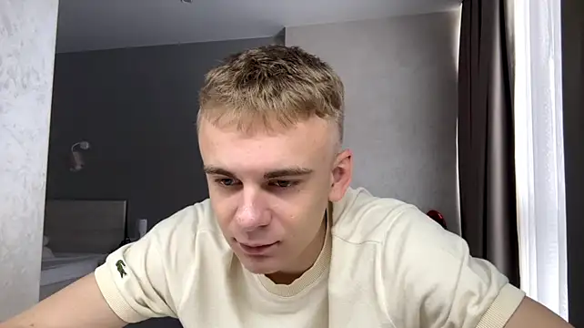 Вебкам-шоу SoloFury