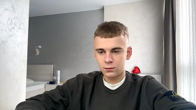 SoloFury Pertunjukan Webcam