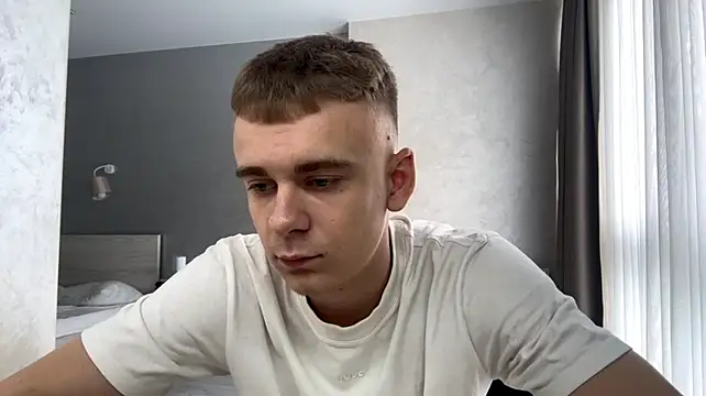 Вебкам-шоу SoloFury